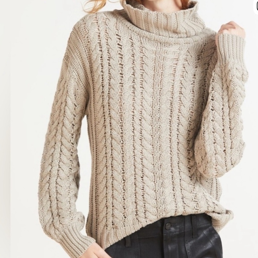 Evereve John + Jenn Lumi Turtleneck Sweater